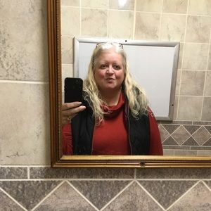 Meet your Posher, Pamela